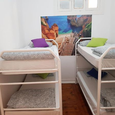 7 Luz Hostel Lisbon Bagian luar foto