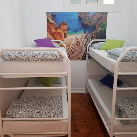 7 Luz Hostel Lisbon Bagian luar foto