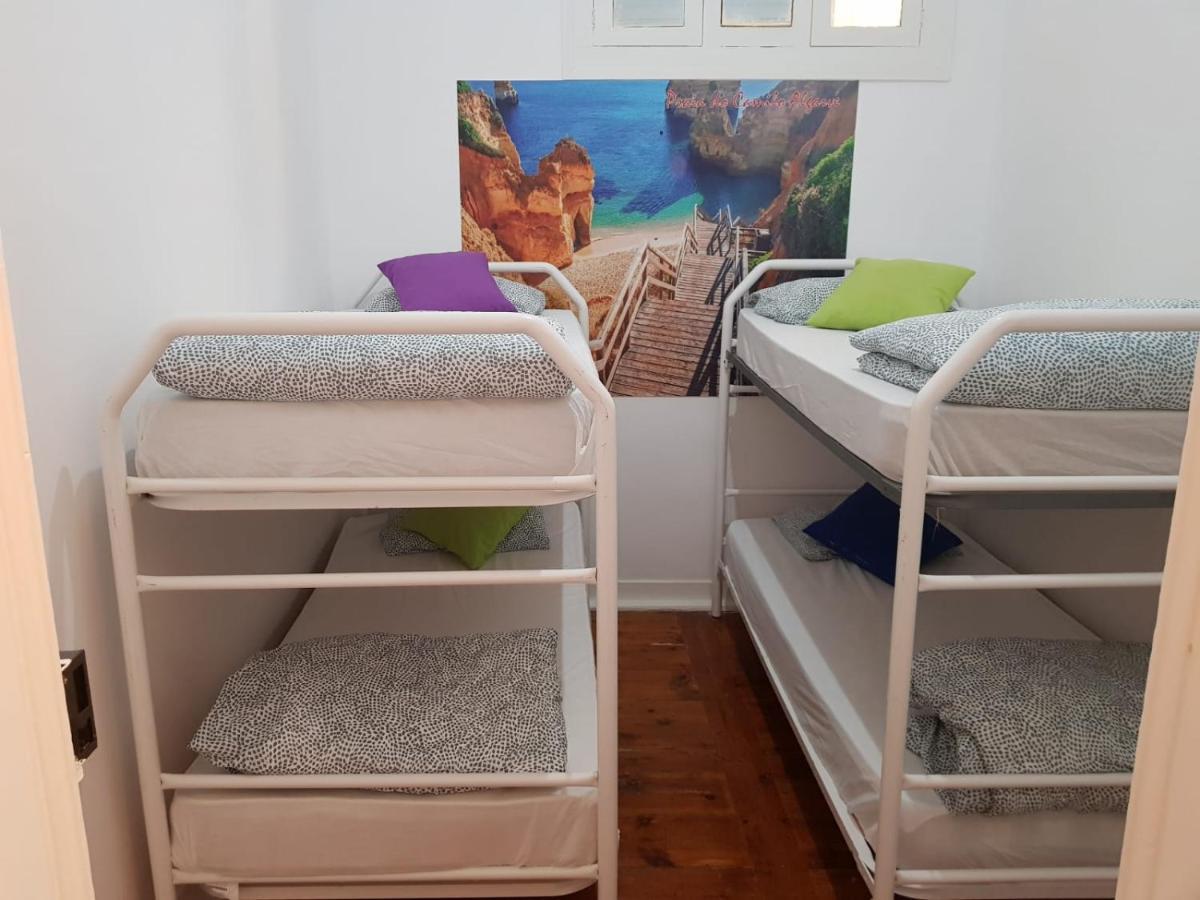 7 Luz Hostel Lisbon Bagian luar foto